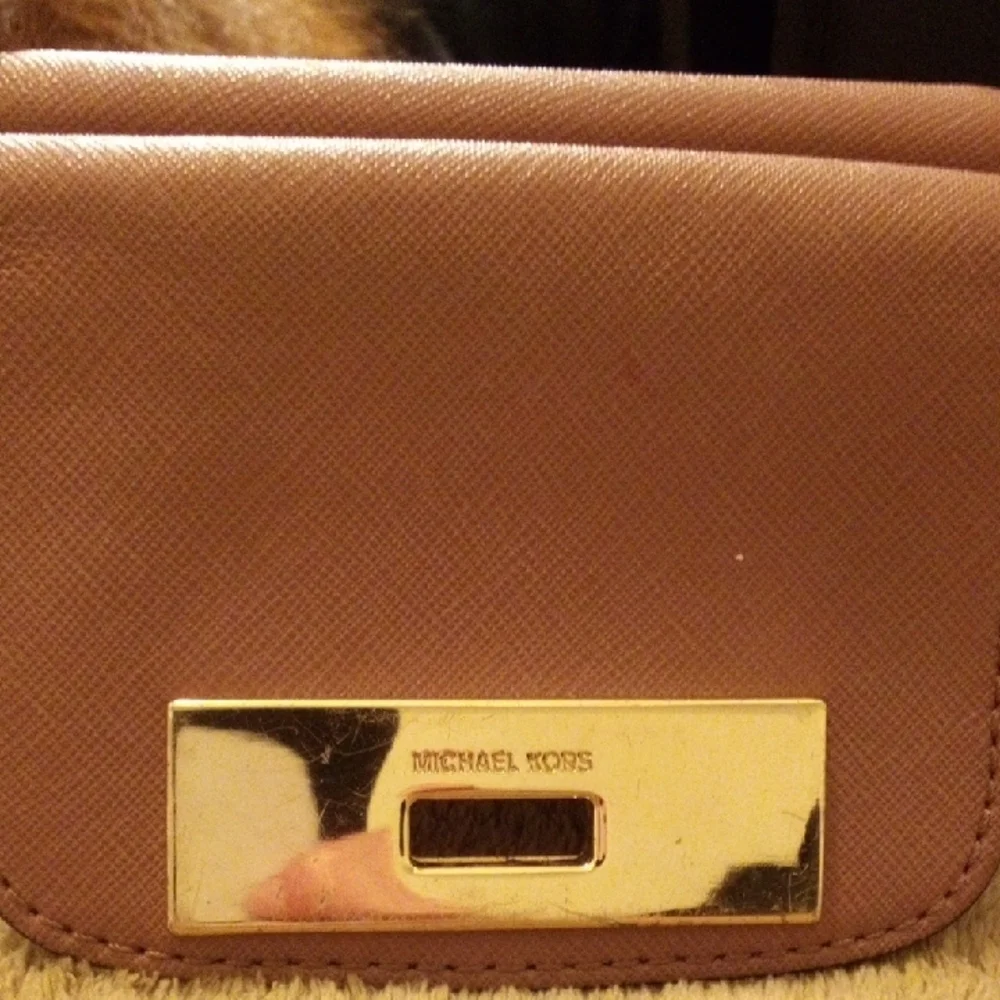 Michael Kors Mauve Wallet with Gold Accent